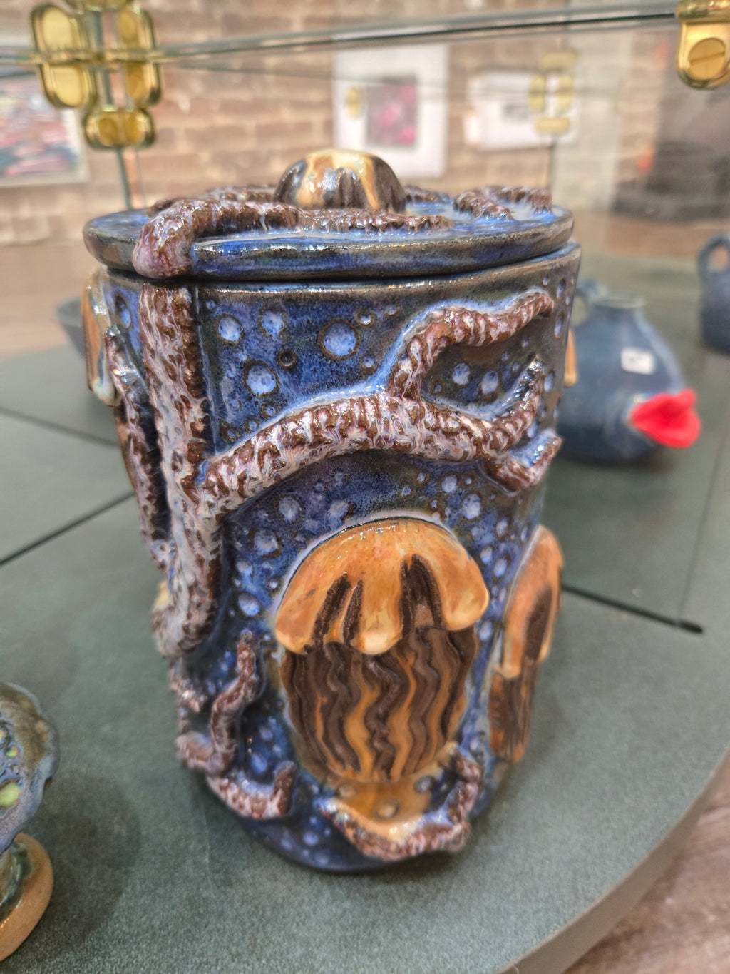 Jellyfish Canister