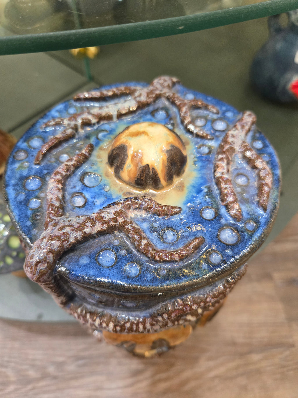 Jellyfish Canister