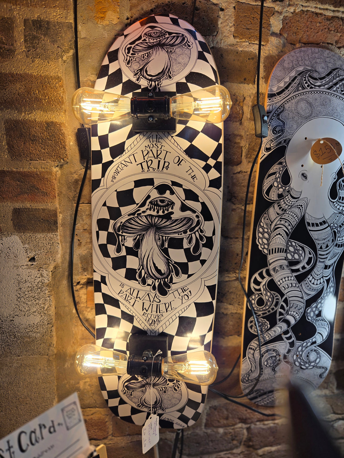 Black & White Trip Skateboard Lamp